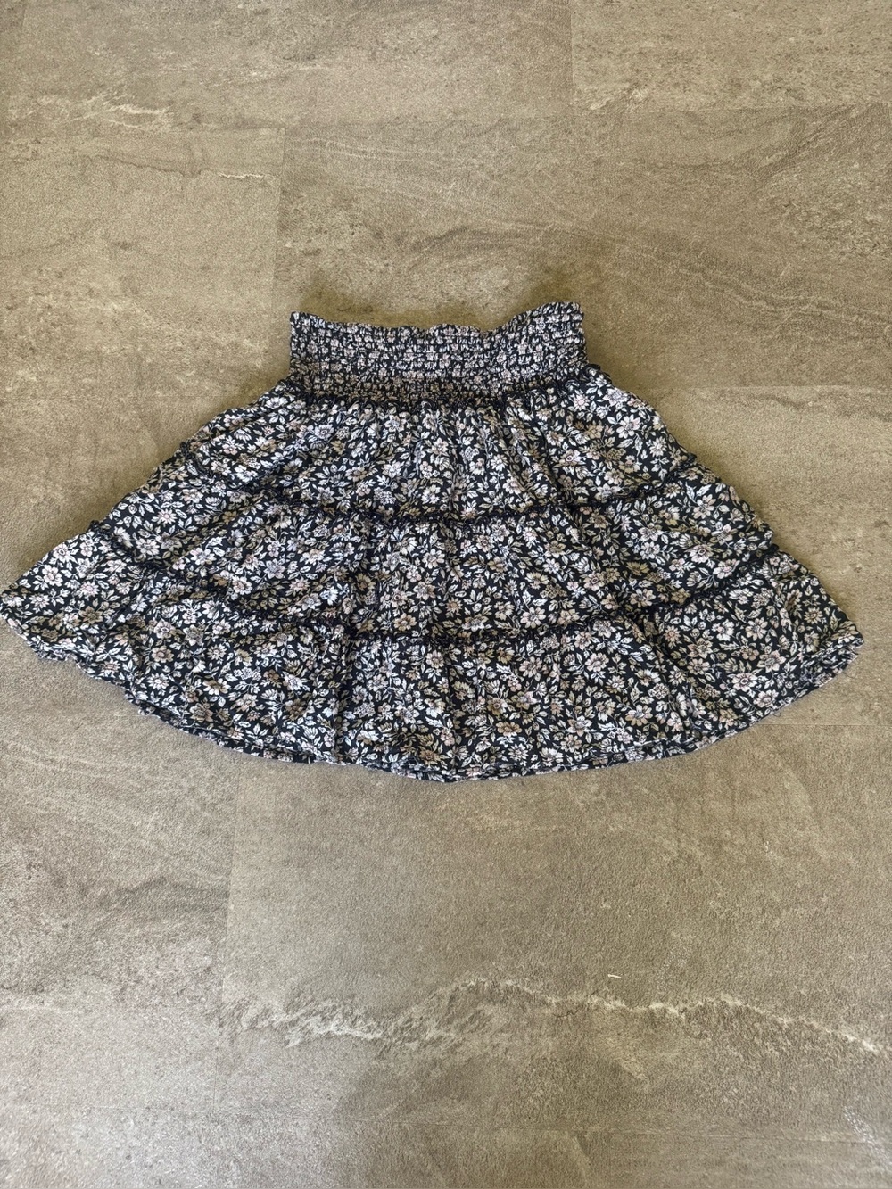 American Eagle Y2K Boho Navy Blue Ditsy Floral Smocked Tiered Mini Skirt M